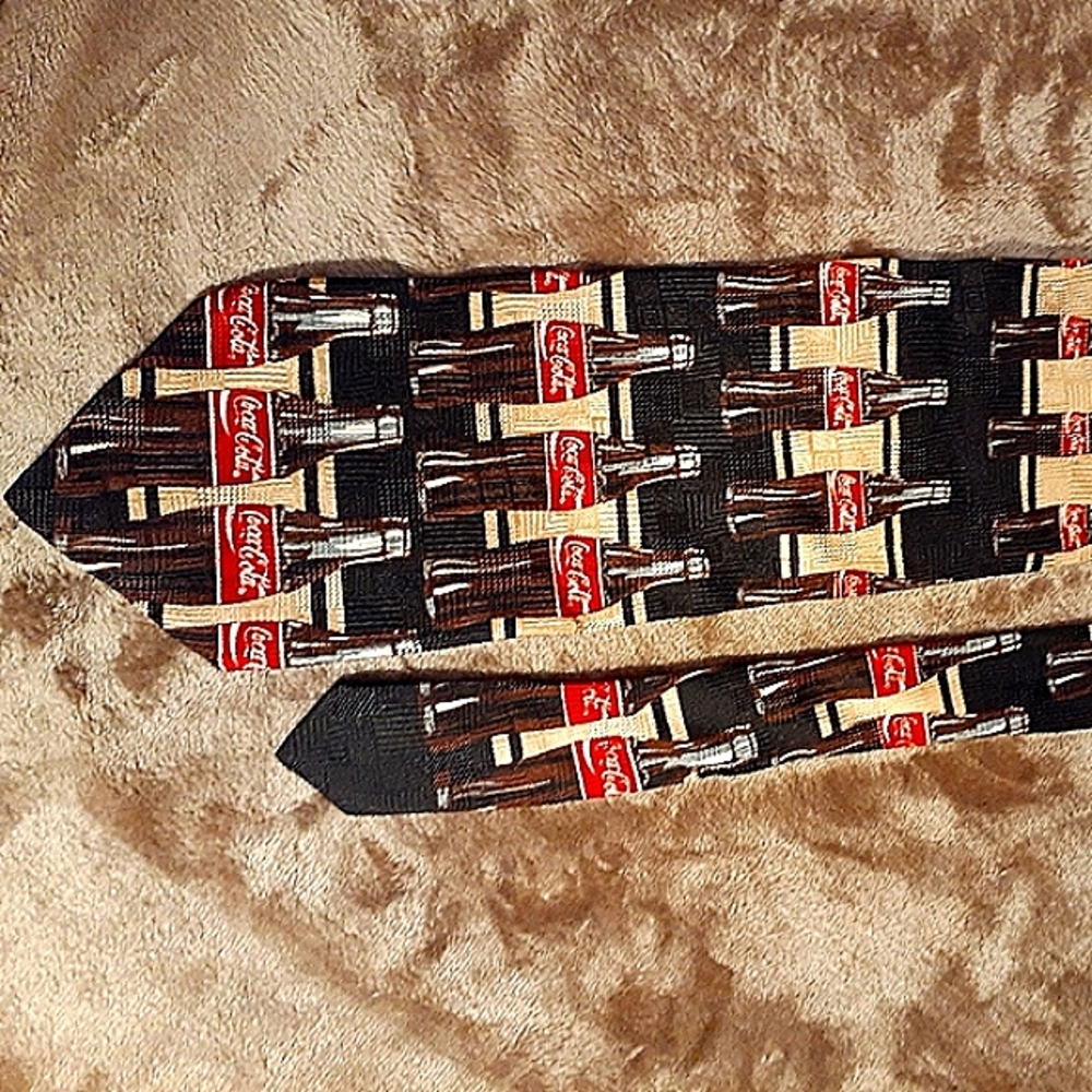 Vintage Coca Cola neck tie